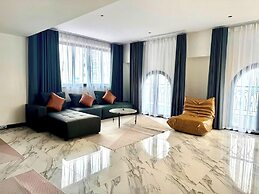 Luxe Paradise Suites Hotel Hoang Cau