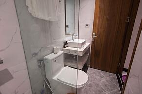 Luxe Paradise Suites Hotel Hoang Cau