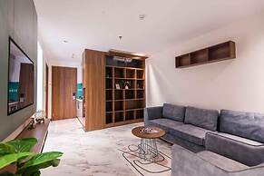 Luxe Paradise Suites Hotel Hoang Cau