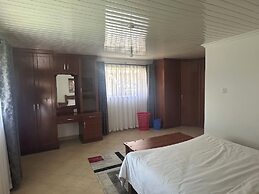 Lux Suites Greenpark Getaway Bungalows