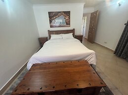 Lux Suites Greenpark Getaway Bungalows