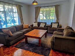 Lux Suites Greenpark Getaway Bungalows