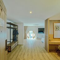 A Dream Naka Island - Beachfront Retreat