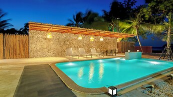 A Dream Naka Island - Beachfront Retreat