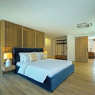 A Dream Naka Island - Beachfront Retreat