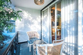 Estherea Blackrock Resort and Spa
