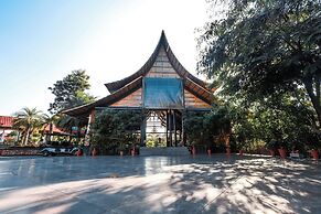 Estherea Blackrock Resort and Spa