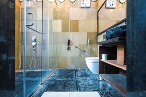 Estherea Blackrock Resort and Spa