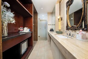 AI Stay Future Hotel - Xi'an Drum Tower Old City Root G Park Store