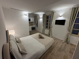 Charming Studio - AC- 2p-saint-tropez