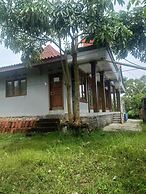 GRIYA SALAMAN HOMESTAY PANTAI WEDIOMBO