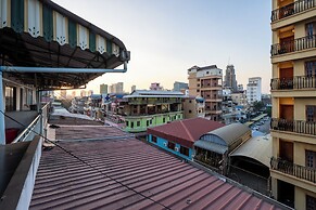 Lofty Comfort Stay-Relax by Soben Home