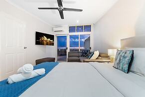 Harbour Haven Penthouse Marina View Balcony BBQ