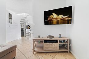 Harbour Haven Penthouse Marina View Balcony BBQ