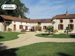 Cottage in Pyrenees With Pool & Golf