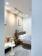 UNI DISTRICT 5 SAIGON