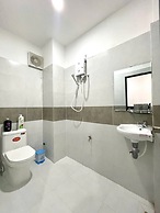 UNI DISTRICT 5 SAIGON