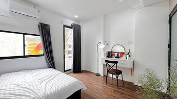 UNI DISTRICT 5 SAIGON