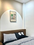 UNI DISTRICT 5 SAIGON