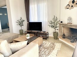 Thalassea - Athenian Riviera Escape