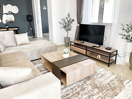 Thalassea - Athenian Riviera Escape