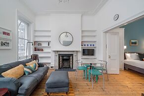 Chic flat near Kensington Palace