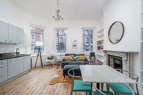 Chic flat near Kensington Palace