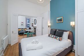 Chic flat near Kensington Palace