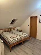 Cool Duplex With Terrace Near Florenc