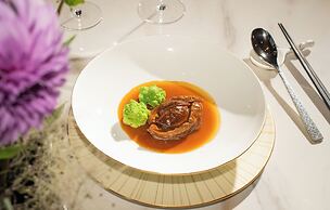 The Silk Lakehouse, Shangri-La Hangzhou