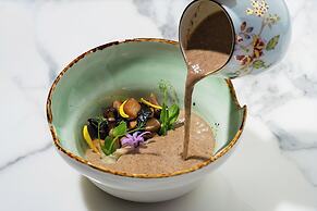 The Silk Lakehouse, Shangri-La Hangzhou