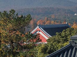 The Silk Lakehouse, Shangri-La Hangzhou