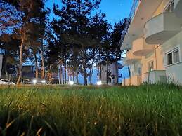 Tenedos İskele Otel