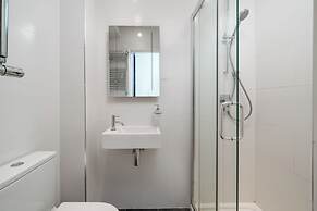 2Bedroom flat with garden in Battersea