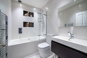 2Bedroom flat with garden in Battersea