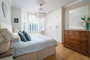 2Bedroom flat with garden in Battersea