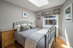 2Bedroom flat with garden in Battersea