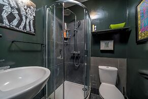 Charming Studio moments from Portobello