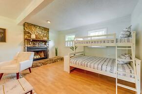 Pet-Friendly Lake Norman Retreat