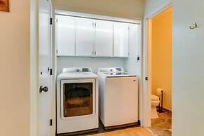 Pet-Friendly Lake Norman Retreat