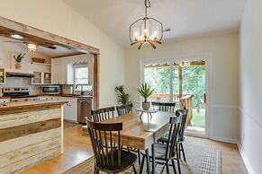 Pet-Friendly Lake Norman Retreat