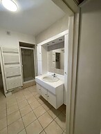 Huswell - Lovely Retreat for 4