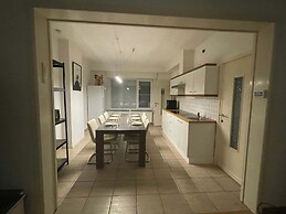 Huswell - Lovely Retreat for 4