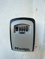 Huswell - Lovely Retreat for 4