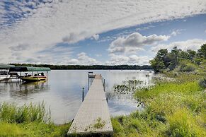 5 Mi to Sno-eagles Trails: Lakefront Getaway!
