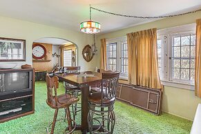 Half-mi to Atwood Lake: Spacious Home!