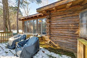 Log Cabin Retreat in Kentucky: Fire Pit & Grill!