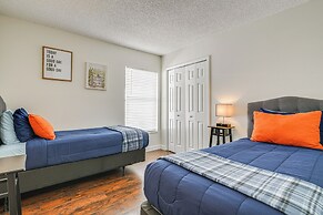 9 Mi to Disney: Home w/ Pool Table & Water Views!