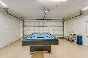 9 Mi to Disney: Home w/ Pool Table & Water Views!