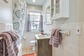 5 Mi to Dtwn & Ysu: Pet-friendly Youngstown Home